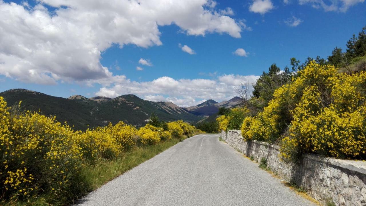 La Corte Di Sabatino Calascio Zewnętrze zdjęcie